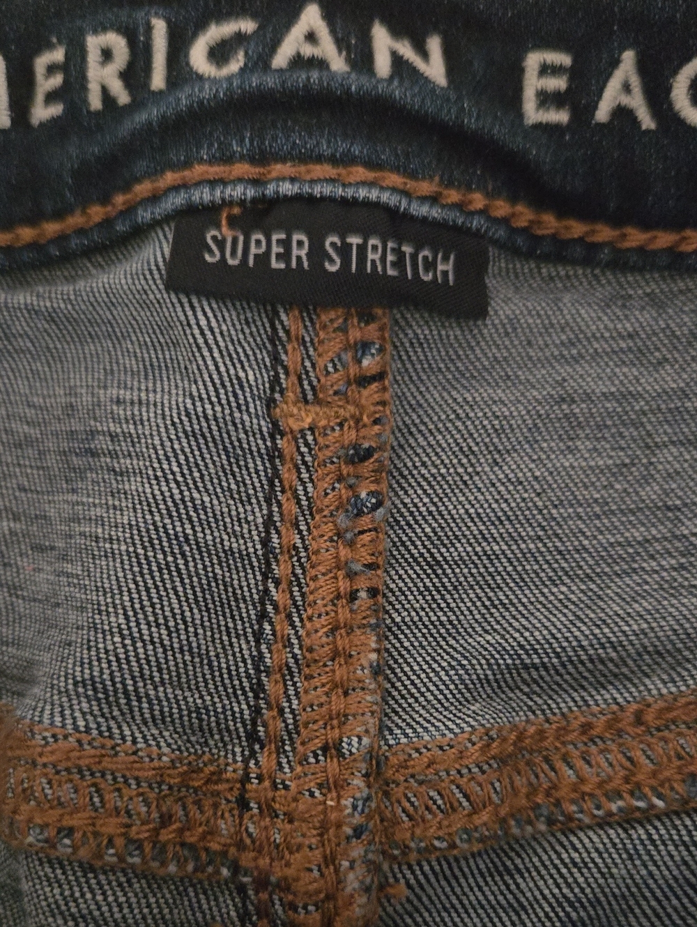 American Eagle Midi Denim Shorts Size 12 - Picture 5 of 6